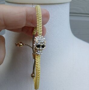 Skull bracelet